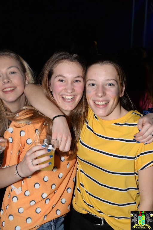 ../Images/Jeugddisco Kokkerhout bekent kleur 173.jpg